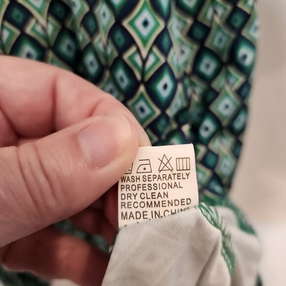 LE VONFORT Green Blue Geometric Surplice Knee Length Dress Womens Large L NEW - Picture 5 of 10